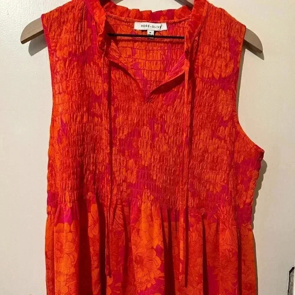 Floral Print Flowy Peplum Sleeveless Top - Picture 11 of 12